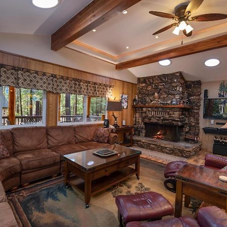 יוסמיטי ווסט Starlight Lodge מראה חיצוני תמונה