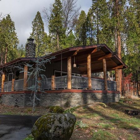 יוסמיטי ווסט Starlight Lodge מראה חיצוני תמונה